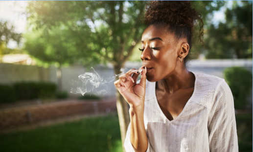 smoking 1541033568 1542788719